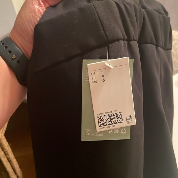 H&M Large NWT Mama Maternity Elegant Black Pants W/ Pockets - Picture 4 of 8